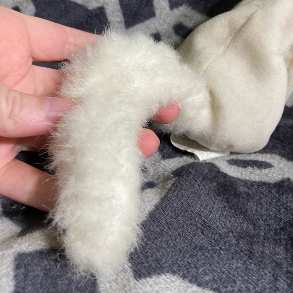 Duchess Cat Disney The Aristocats Plush Sitting Cat - Picture 5 of 16